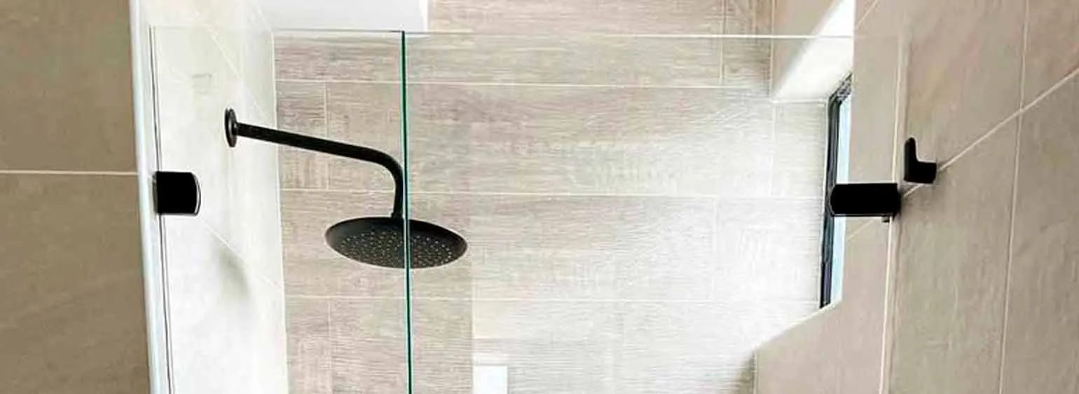 Divisiones de Baño Sin Marco en vidrio templado en Bogotá